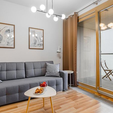 19 Dzielnica Kolejowa P&O Serviced Apartments Warsaw Exterior photo