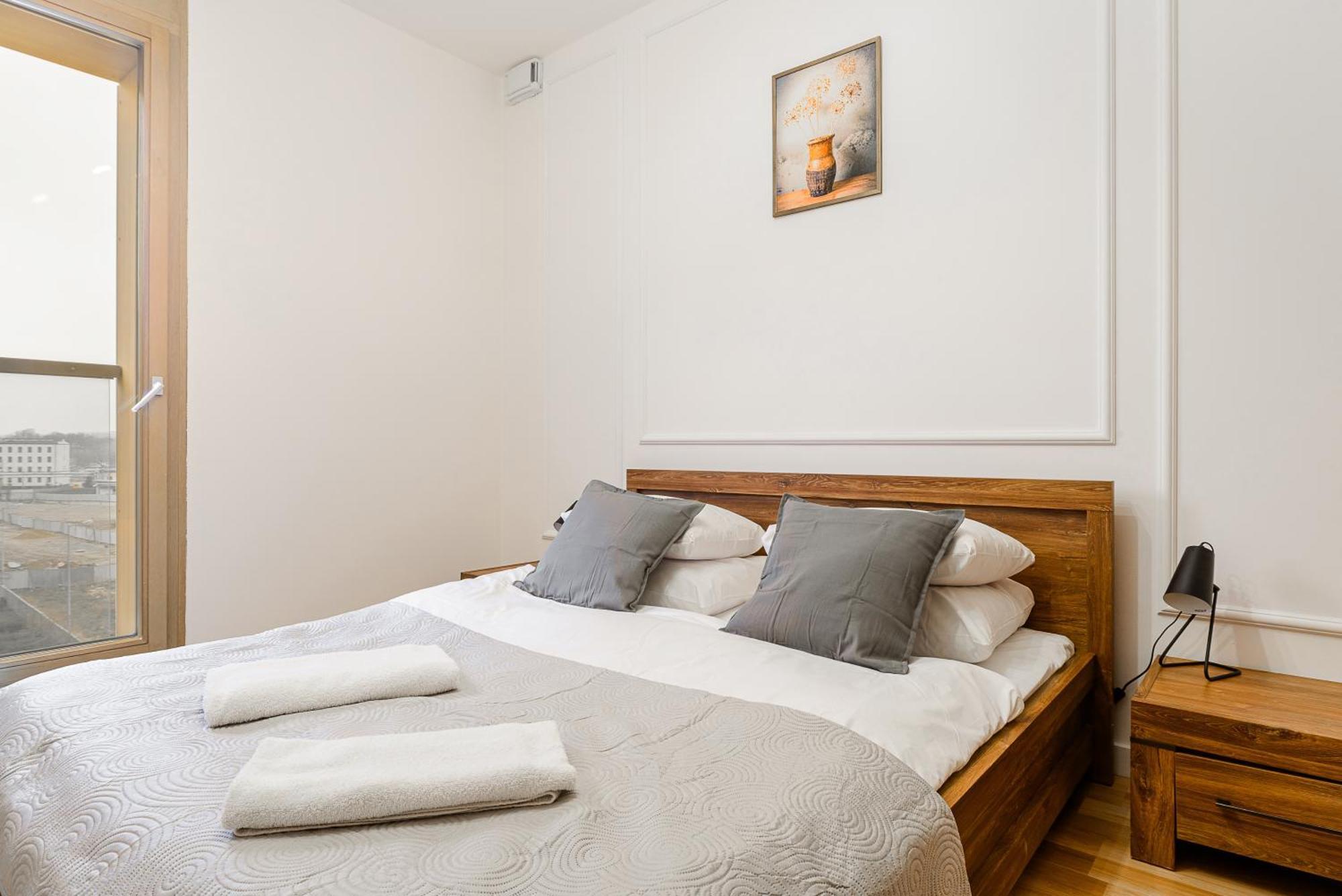 19 Dzielnica Kolejowa P&O Serviced Apartments Warsaw Exterior photo