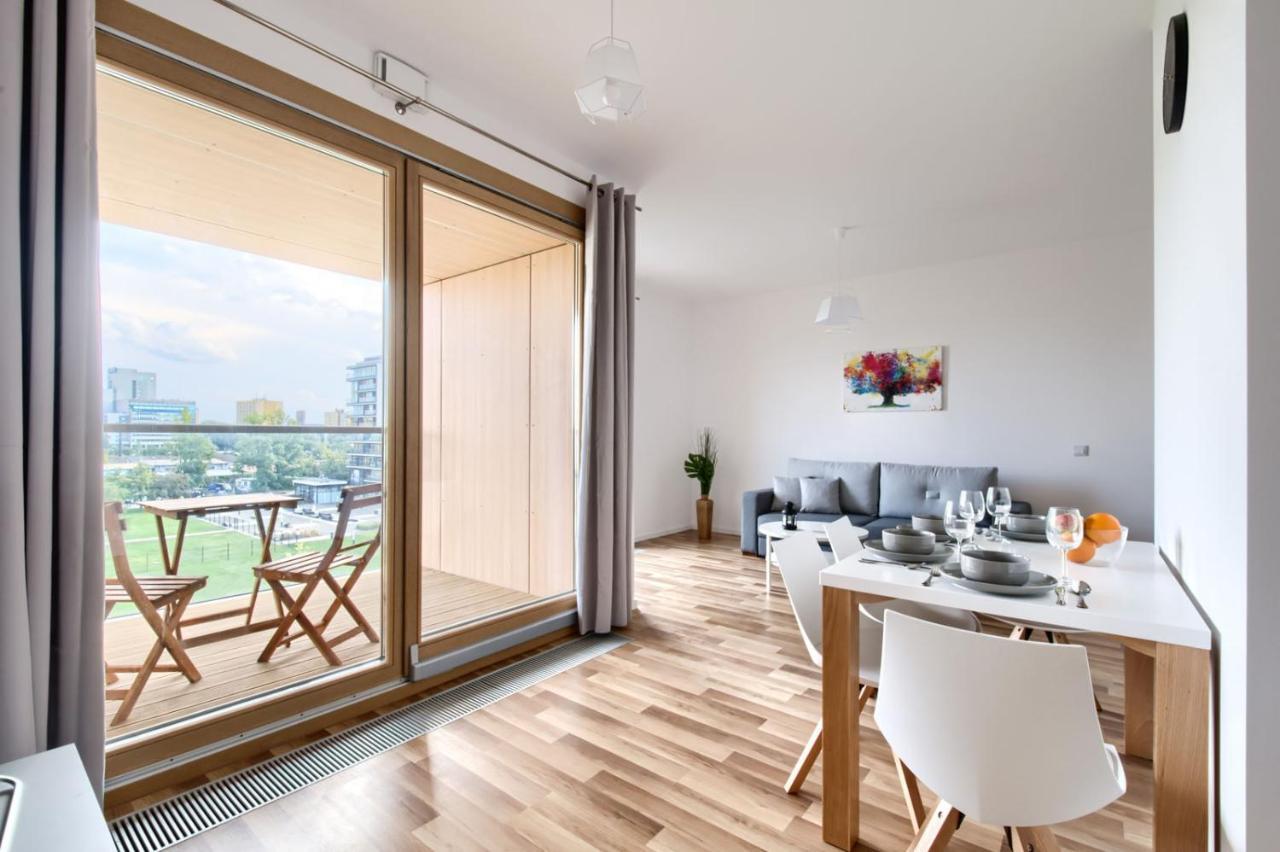 19 Dzielnica Kolejowa P&O Serviced Apartments Warsaw Exterior photo